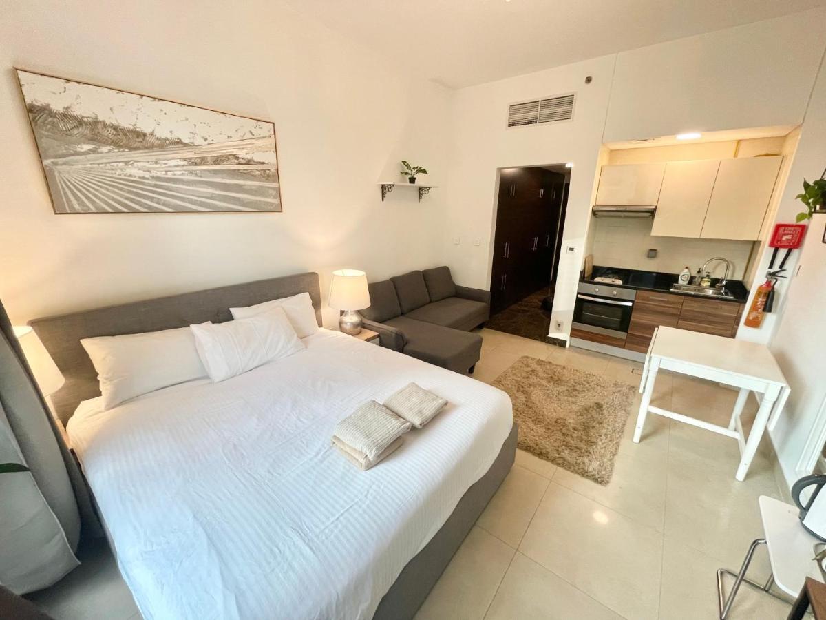 Super Elegant Studio Apartment-Sparkle Tower By Sweet Homes Dubaï Extérieur photo