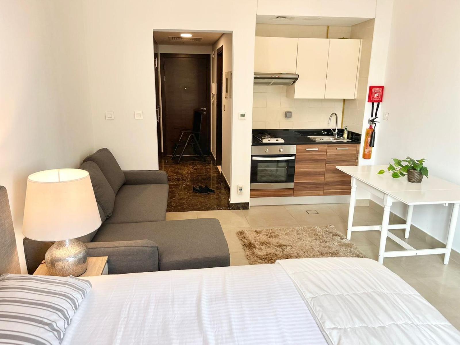 Super Elegant Studio Apartment-Sparkle Tower By Sweet Homes Dubaï Extérieur photo